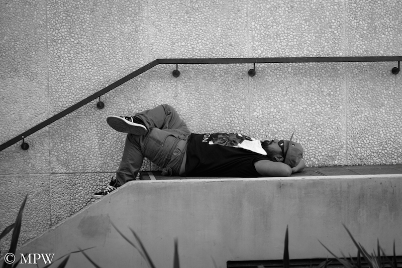 Auckland City street photo, Queent St, black and white